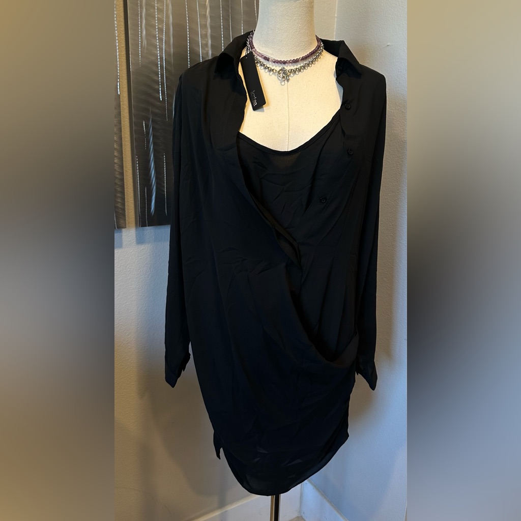 Drape Button Front Mini -Krisa